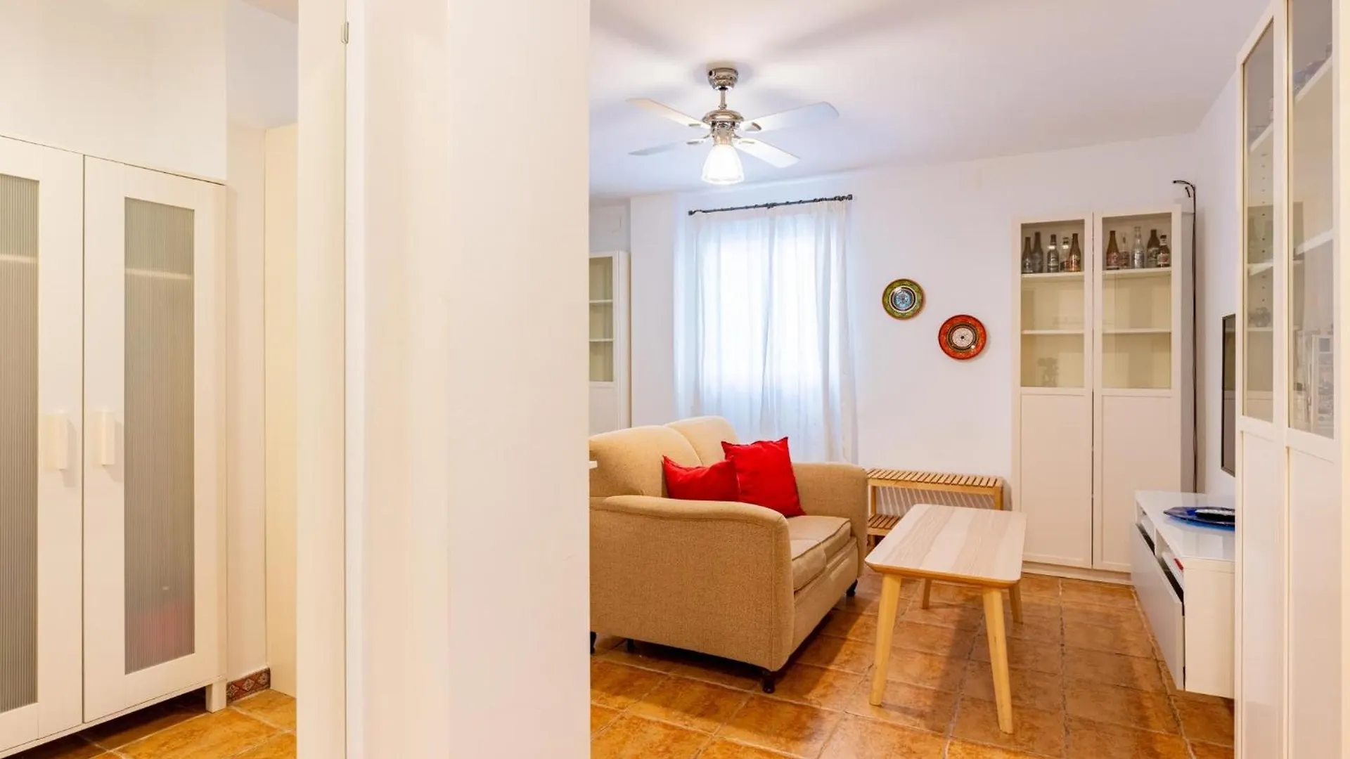 Holi-Rent Argentario Apartment Seville Spain