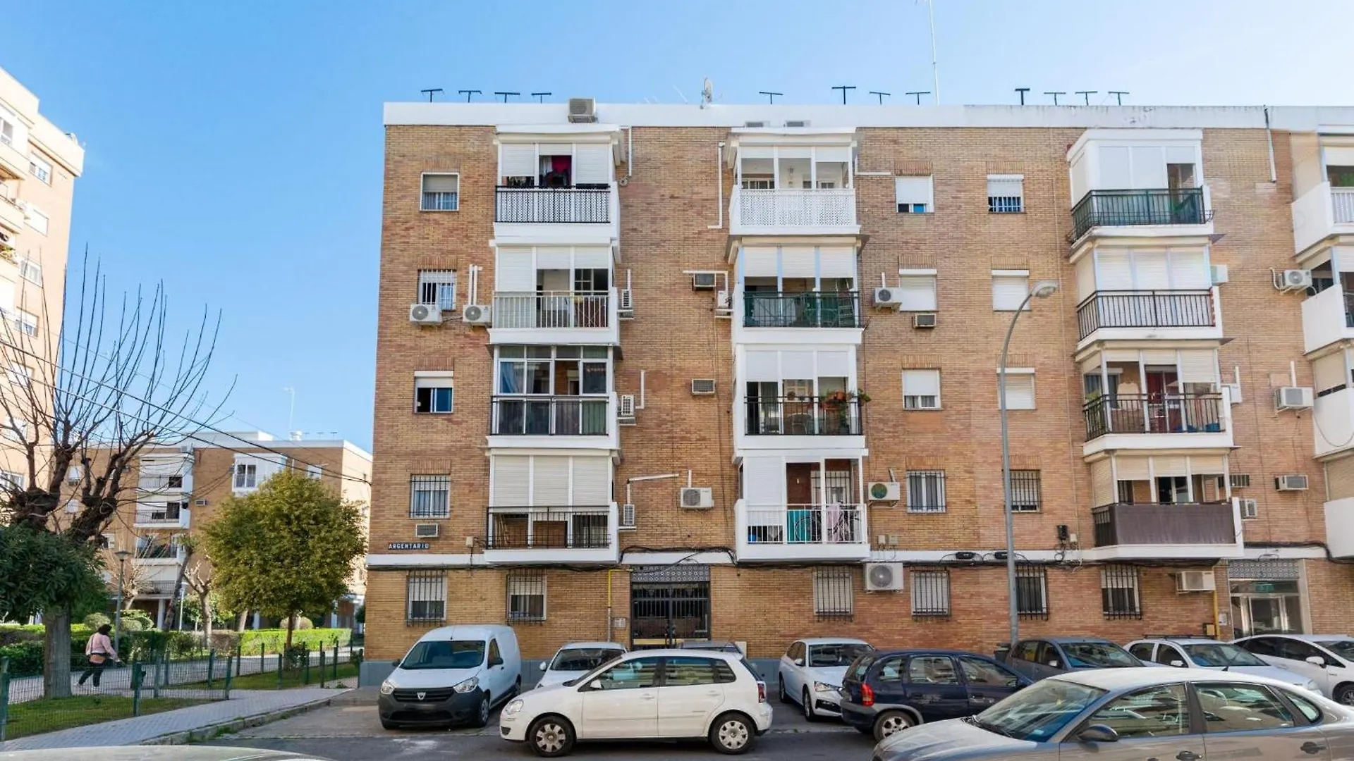 Holi-Rent Argentario Apartment Seville