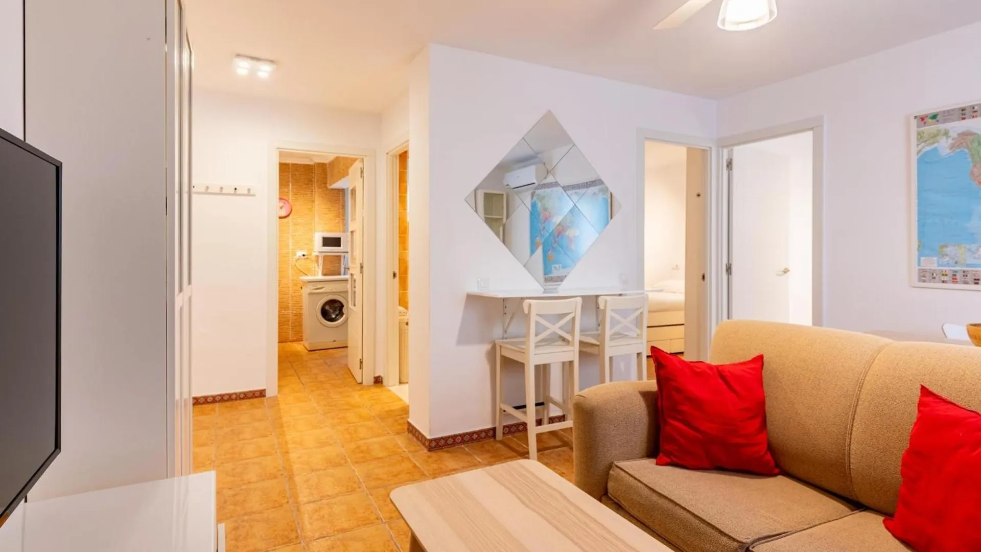 Holi-Rent Argentario Apartment Seville