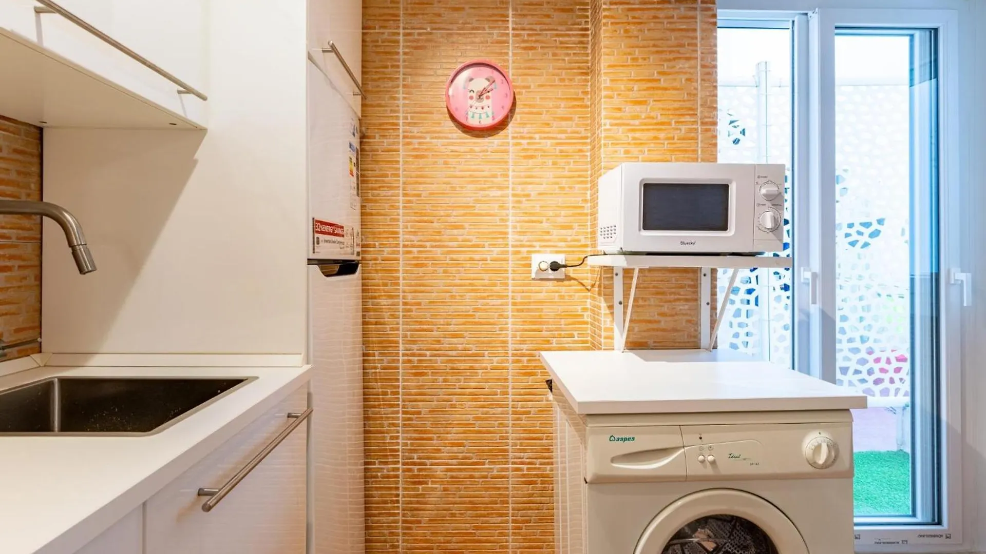 Holi-Rent Argentario Apartment Seville 0*,  Spain