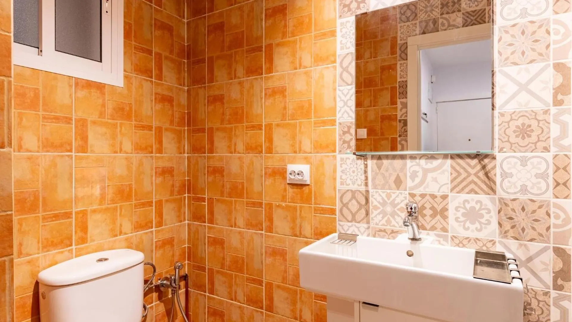Holi-Rent Argentario Apartment Seville